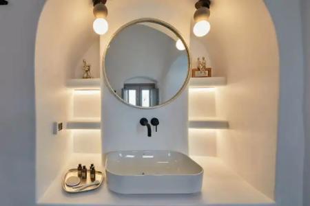 Allure Breeze Suites - 121