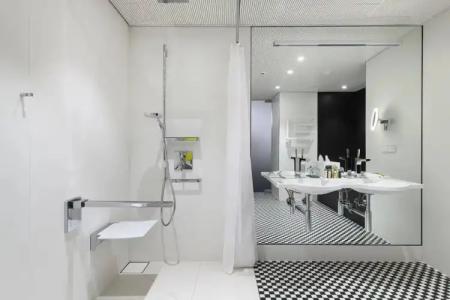 Courtyard Warsaw Airport - 64