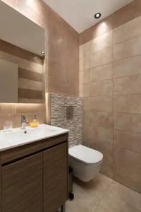 Rhodes SkyLine Suites - 141