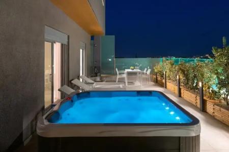 Rhodes SkyLine Suites - 127