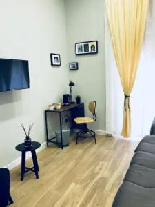 Palazzo Ferrara - 27