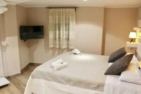 Central Station Garibaldi - 1