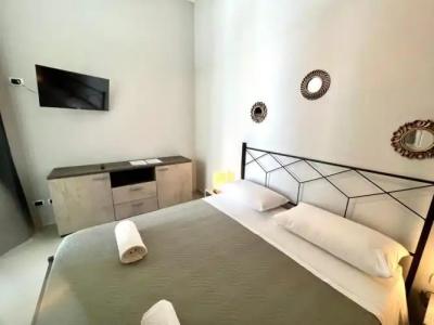 Rudiae Boutique - 19