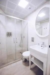 Princess Kinli Suites - 57