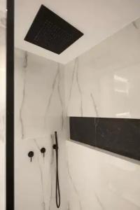 Supreme Luxury Suites by Athens Stay - 34