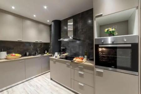 Supreme Luxury Suites by Athens Stay - 11