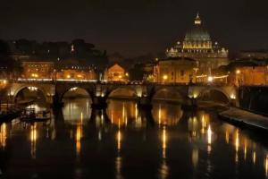 4 Vatican Rooms, Rome