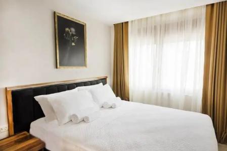 Waikiki Apartments - 77