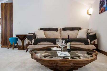 Waikiki Apartments - 95