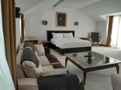 Waikiki Apartments - 104