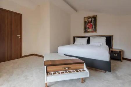 Waikiki Apartments - 60