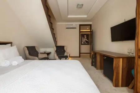 Waikiki Apartments - 57