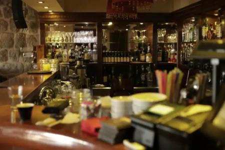 Waikiki Apartments - 19