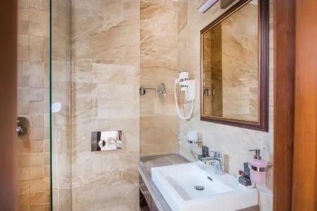 Waikiki Apartments - 44