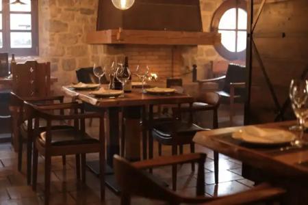 Waikiki Apartments - 18