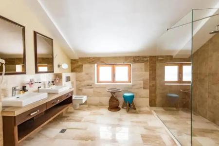 Waikiki Apartments - 96