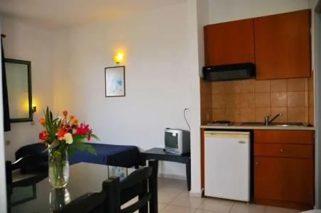 Silvia Apartments - 12