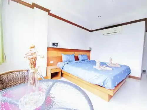 Lanting House Phuket - 4