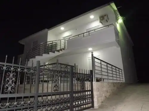 Nasradini Guesthouse - 14