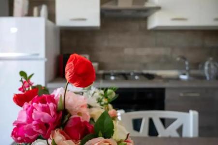 White Apartments & Spa - 74