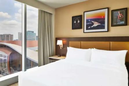 Embassy Suites by Hilton Nashville Downtown - 63