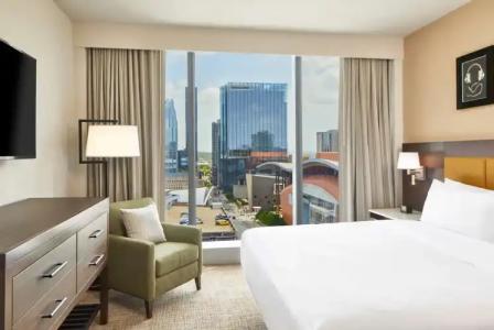 Embassy Suites by Hilton Nashville Downtown - 64