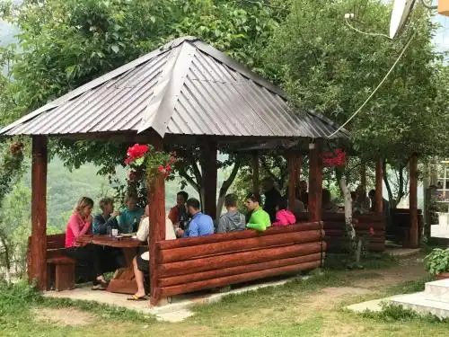 Dedushi Guest house - 14