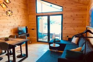 ADA BEACH HOUSE mit Wasserzugang, Ulcinj