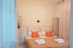 Napoli Segreta, Naples