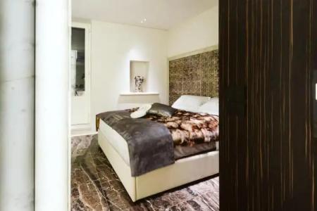 The Harbor Luxury Living - 72