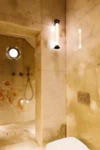 The Harbor Luxury Living - 8