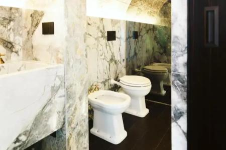 The Harbor Luxury Living - 51