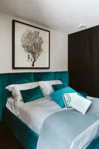 The Harbor Luxury Living - 17