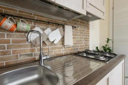 Apollo Bed & Breakfast - 11