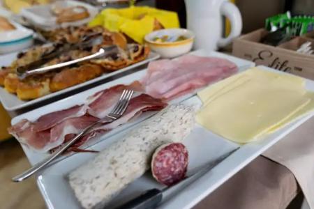 Apollo Bed & Breakfast - 20