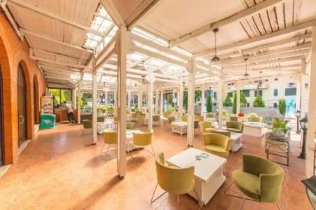 Kolaveri Resort - 16