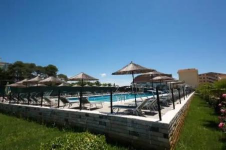 Kolaveri Resort - 12