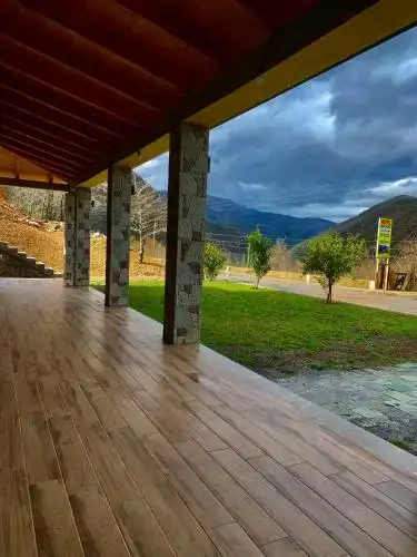 Lugina e Komanit - 0