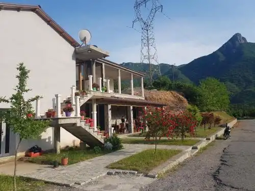 Lugina e Komanit - 4