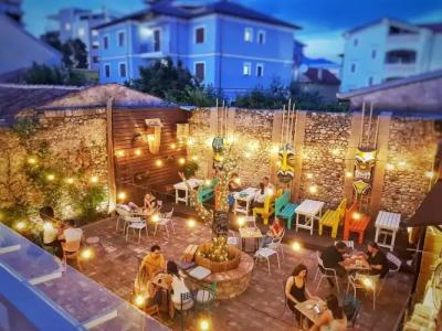 Bed Station Hostel & Bar - 16