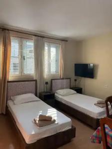 Shkodra Guesthouse - 24