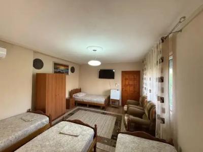 Shkodra Guesthouse - 8