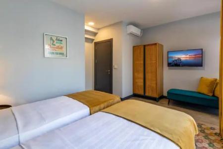 Green Parrot Istanbul - 73