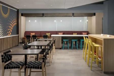 Tru by Hilton Miami West Brickell - 13