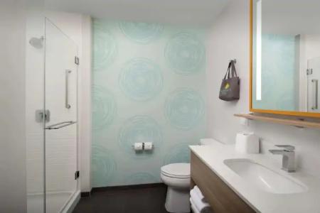 Tru by Hilton Miami West Brickell - 25