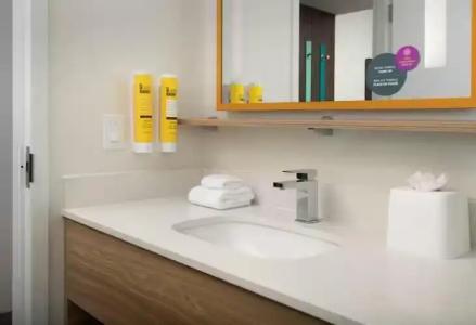 Tru by Hilton Miami West Brickell - 42