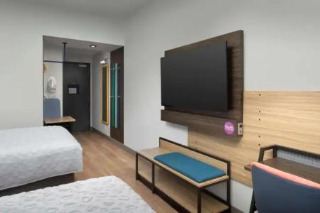 Tru by Hilton Miami West Brickell - 28