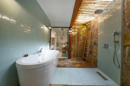 Lov Faralya Adults Only - 8