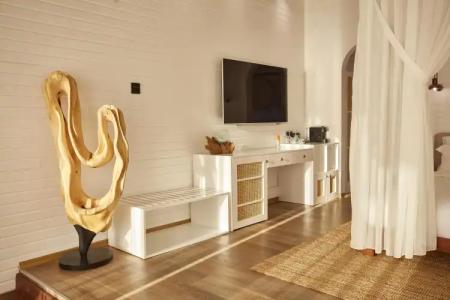 Lov Faralya Adults Only - 74