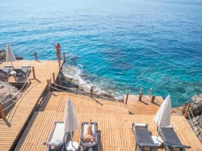 Lov Faralya Adults Only - 14